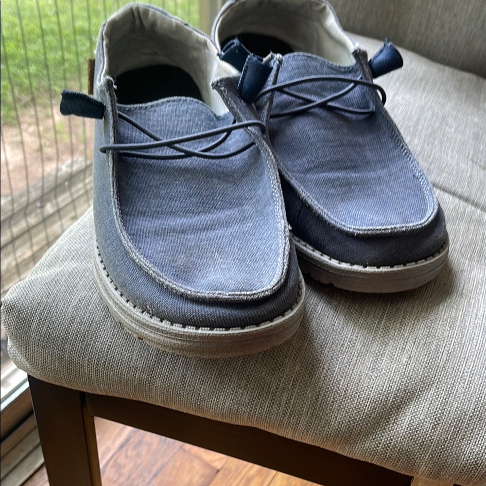 HeyDudes Casual Blue Canvas women’s 's Shoes